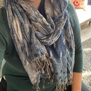 Navy and Tan Boho Ikat Patterned Scarf with Fringe 💙